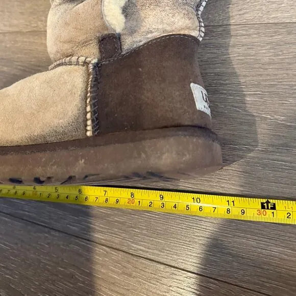 UGG BAILEY BUTTON TRIPLET BOMBER LEATHER BOOTS BROWN 3049 W/BJCN WOMEN SIZE 7