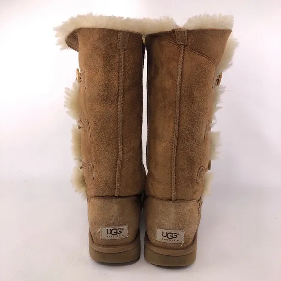 UGG Bailey Button Triplet Sheepskin Winter Boots 7