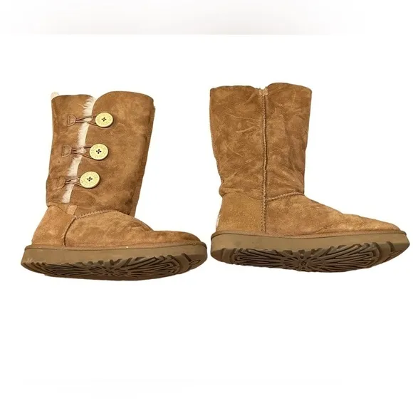 UGG® Bailey Suede Button Triplet II Water-Repellent Tall Boots Size 7 Ch…