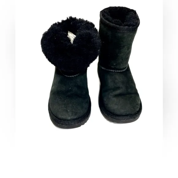 UGG Black ARIELLE BAILEY FUR BOW SUEDE SHEEPSKIN BOOTS S/N 1017703T