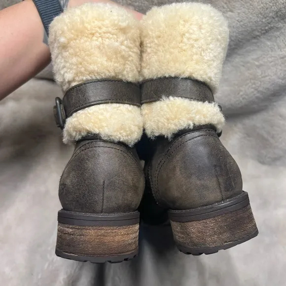 UGG BLAYRE II WOMEN SHORT BOOTS LEATHER LODGE US 5.5