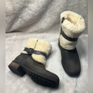 UGG BLAYRE II WOMEN SHORT BOOTS LEATHER LODGE US 5.5