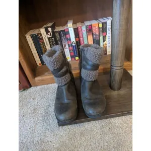 UGG Blayre III Black Waterproof Leather Fur Cuff Ankle Boots Size 8 Women