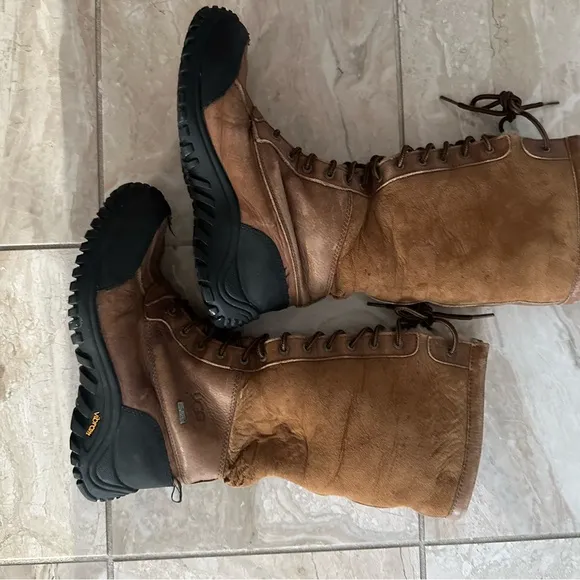 Ugg Boot Tall Size 9 Women’s Women's Shearling Winter Boots