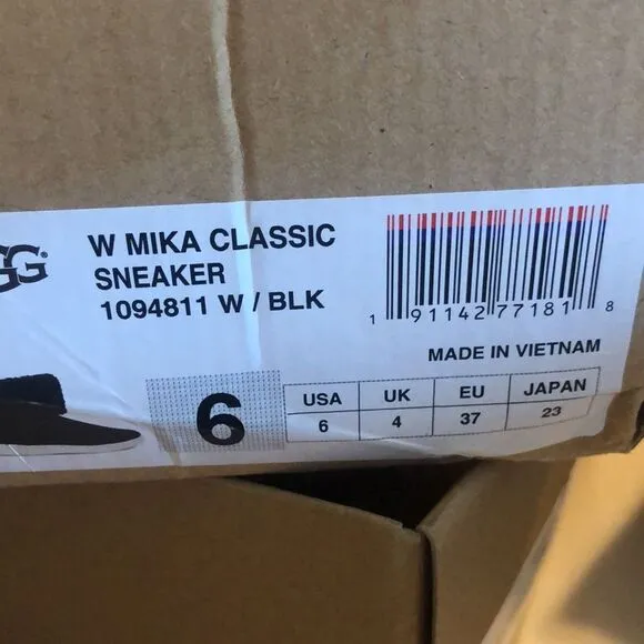 Ugg boots Mika Classic sneakers women’s black size 6 sheep skin