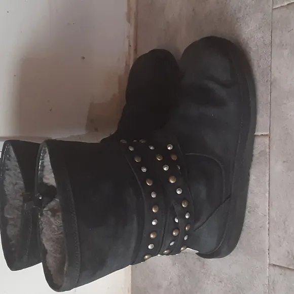 UGG Boots  size  9 women