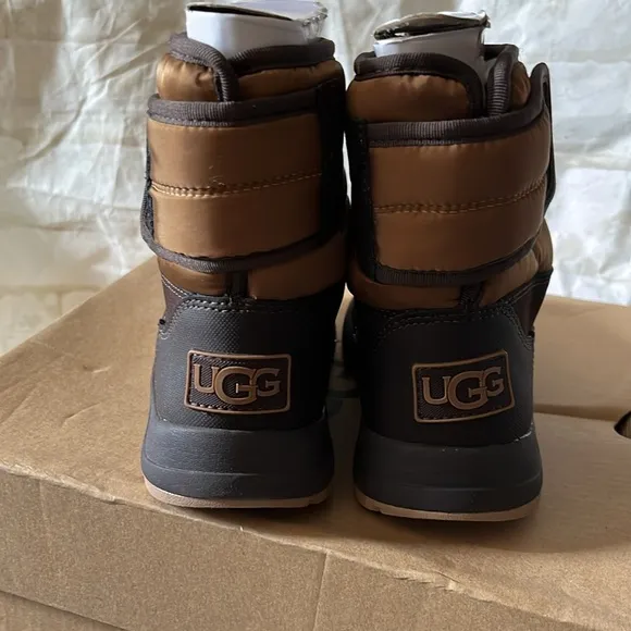 UGG Brown and Black Winter Boots size 12 K TOTY weather