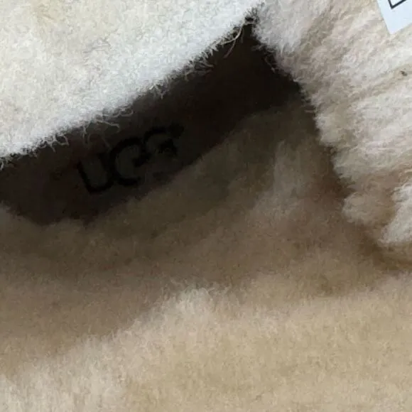 Ugg brown/ tan fur lined mixon leather boots size 5.5