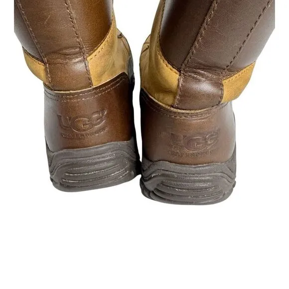 Ugg brown/ tan fur lined mixon leather boots size 5.5