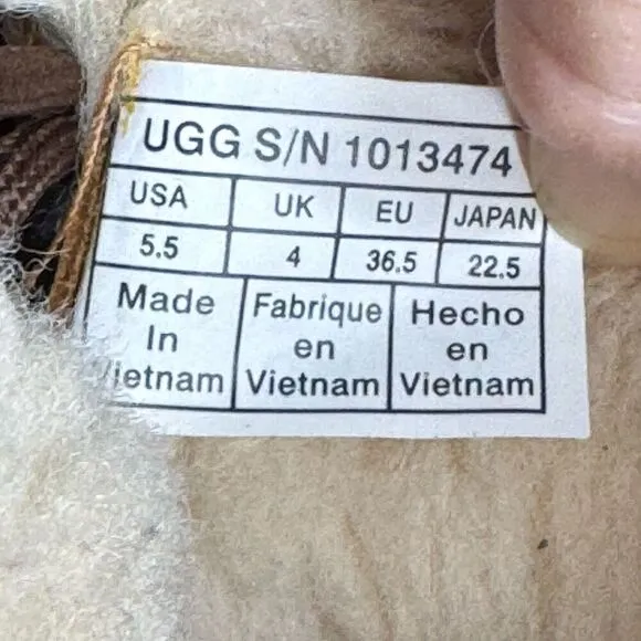 Ugg brown/ tan fur lined mixon leather boots size 5.5