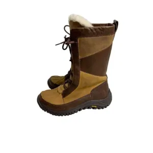 Ugg brown/ tan fur lined mixon leather boots size 5.5