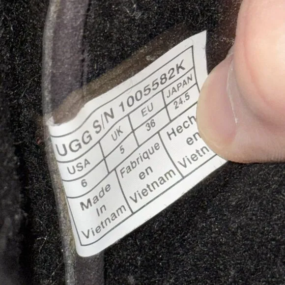 UGG Butte Waterproof Black Leather Winter Snow Boots Shoes Men’s Size 6