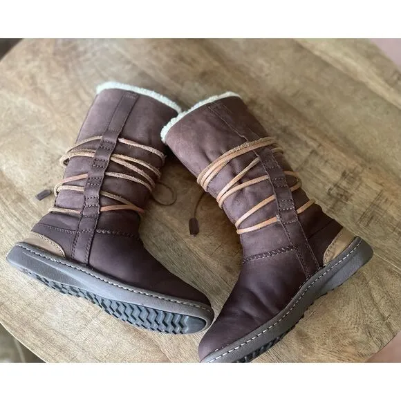 UGG Catalina 1634 Brown Leather Sheepskin Winter Lace Up Boots Women’s Size 6