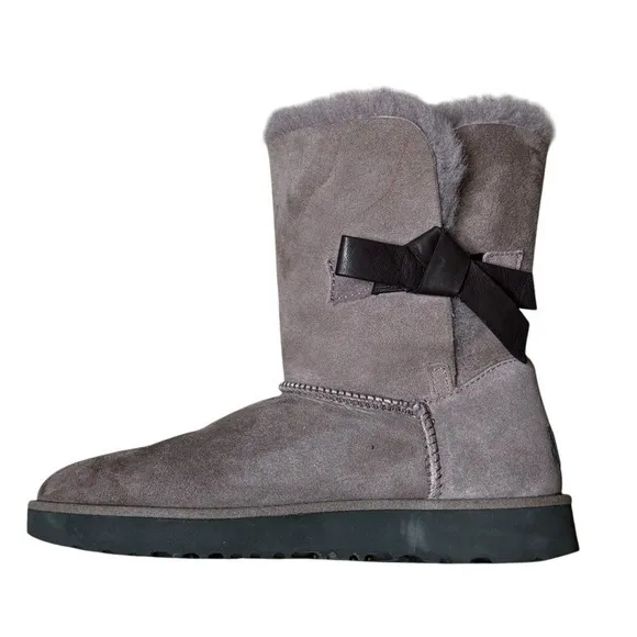 UGG Classic Knot Boots | Women Size 7