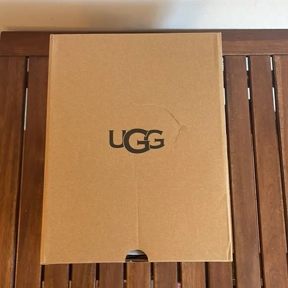 UGG Classic Mini Alpine Lace Boots Chestnut USA Women Size 7/UK 5/EU 38