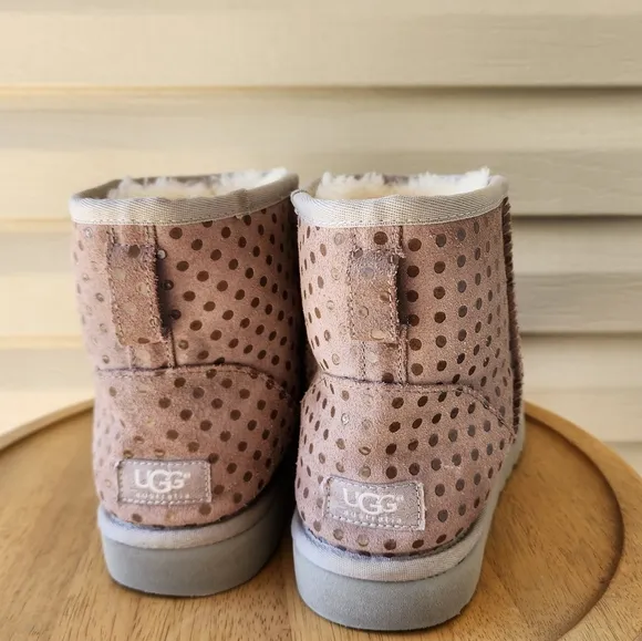 UGG Classic mini shiny dot suede women's boots size 10