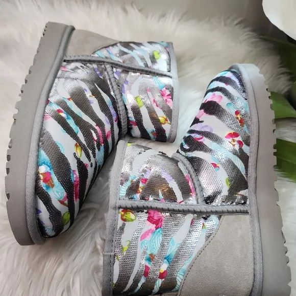 Ugg Classic Mini Tiger Flower Women boots new