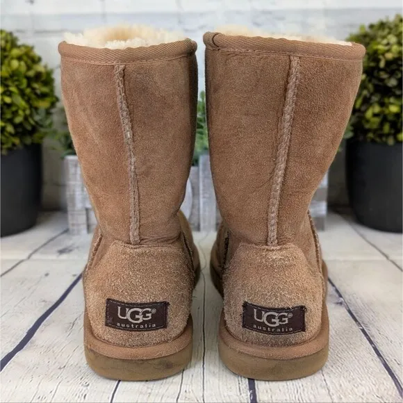 UGG Classic Short 5825 Boots