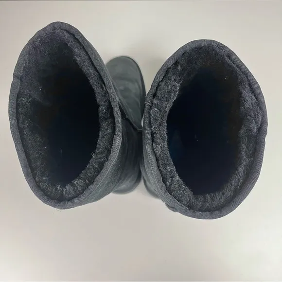UGG Classic Tall Sheepskin Lined Boots Black Sz 10 Cozy Cold Weather Cabincore