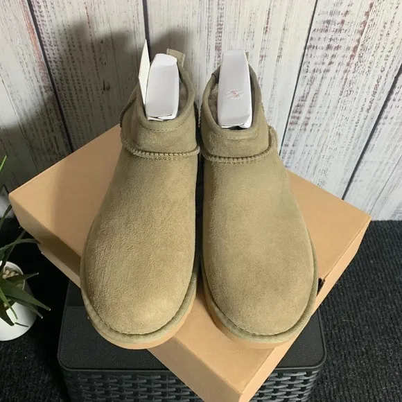 UGG Classic Ultra Mini Womens Grey Fur Insulated Boots