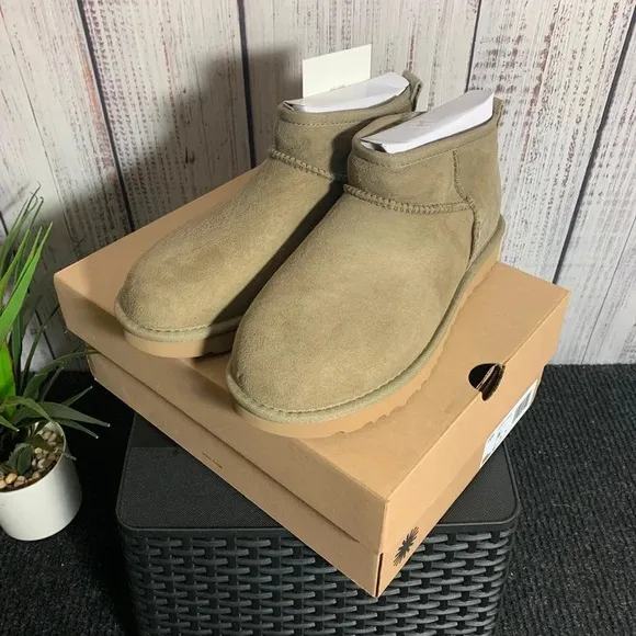 UGG Classic Ultra Mini Womens Grey Fur Insulated Boots
