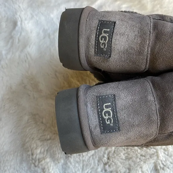 UGG Constantine Women's Suede Fur-Lined Boots - Gray