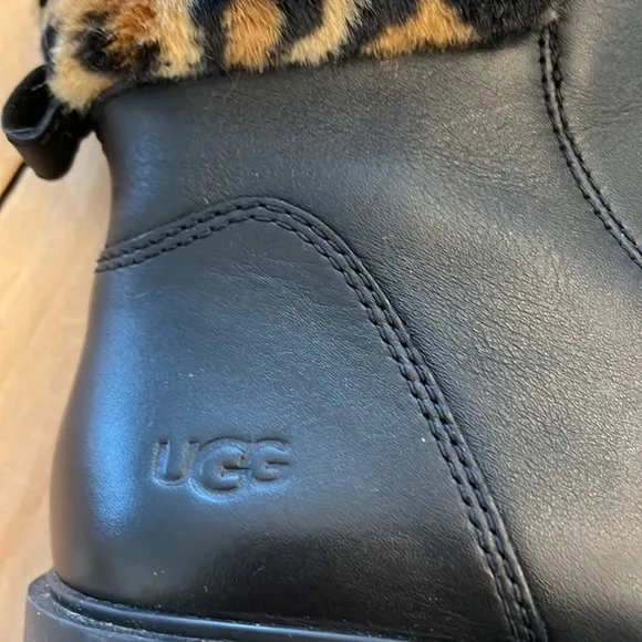 UGG Czeriesa Panther Black Waterproof Leather Combat Boots Wool Blend Collar