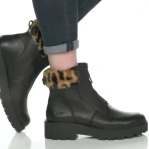 UGG Czeriesa Panther Print Cuff Waterproof Leather Ankle Boots Black Size 6 NEW