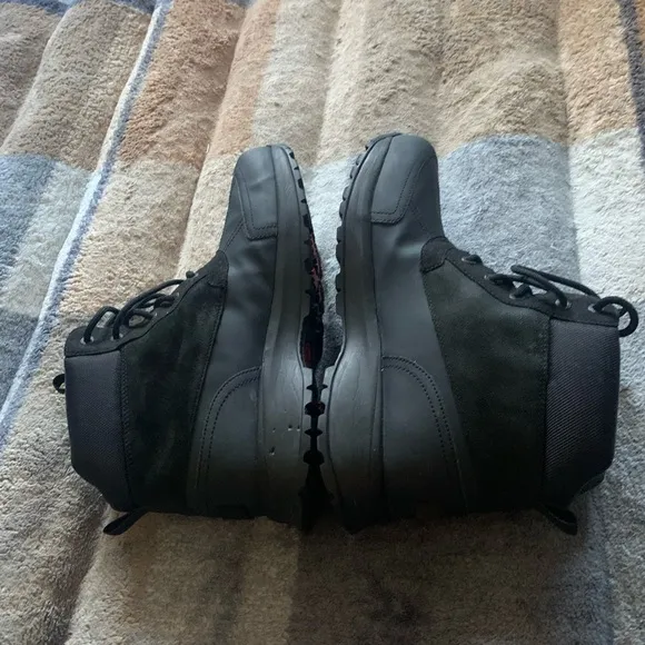 UGG Emmett minimalist waterproof black boots men size 13