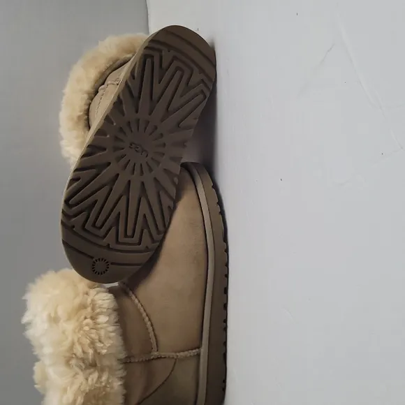 UGG FUR EVA BOOTS  BOOTIES GENUINE SHEEPSKIN TAN, size 4