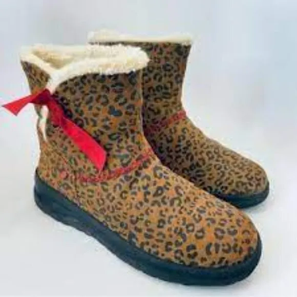 UGG I Heart Knotty Women Boots Size 5