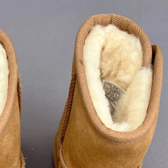 UGG Jona Boot Cognac (Brown) Classic &amp; Comfortable Wool Lined Kids size 1 US