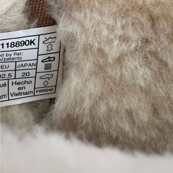 UGG Jona Boot Cognac (Brown) Classic &amp; Comfortable Wool Lined Kids size 1 US