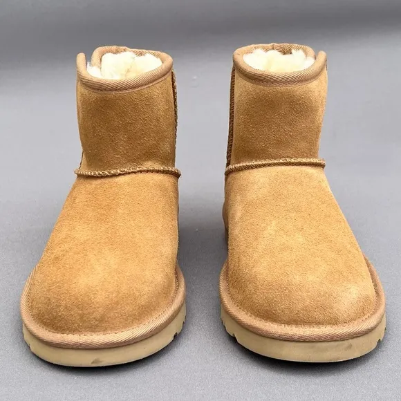 UGG Jona Boot Cognac (Brown) Classic &amp; Comfortable Wool Lined Kids size 1 US
