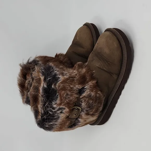 UGG Kids Ellee 1007198K Brown Boots Size 2