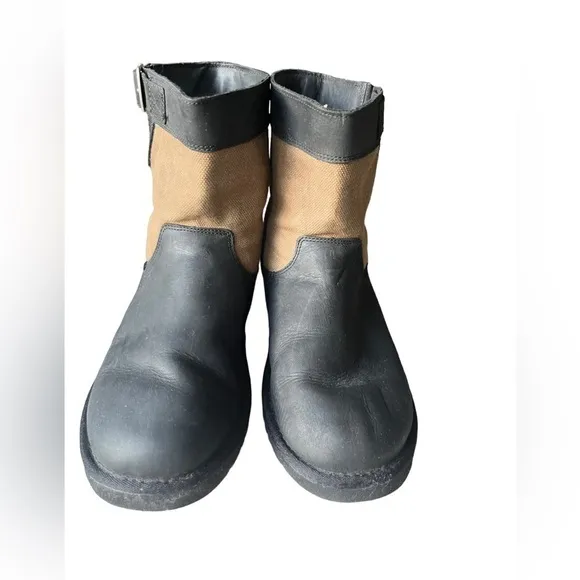 UGG Kids K LOCKIE Boots Black Brown Winter Outdoor Size 4