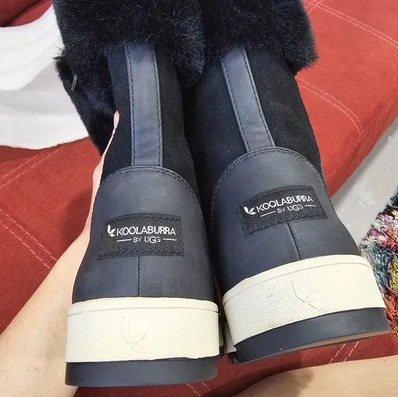 UGG KOOLABURRA Black Suede &amp; Faux Fur Tynlee Winter Snow Boot SiZE 6