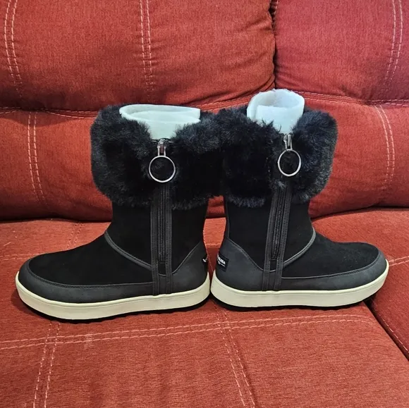 UGG KOOLABURRA Black Suede &amp; Faux Fur Tynlee Winter Snow Boot SiZE 6