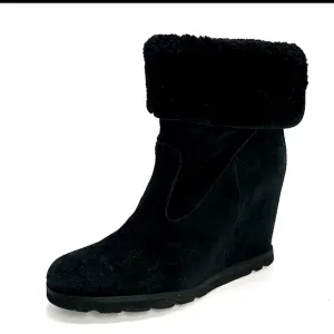 UGG Kyra Shearling Women’s Black Suede Wedge Boots Size 9.5