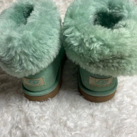 UGG leather suede mint green short boots side button fur lining  big girl SZ4