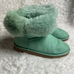 UGG leather suede mint green short boots side button fur lining  big girl SZ4