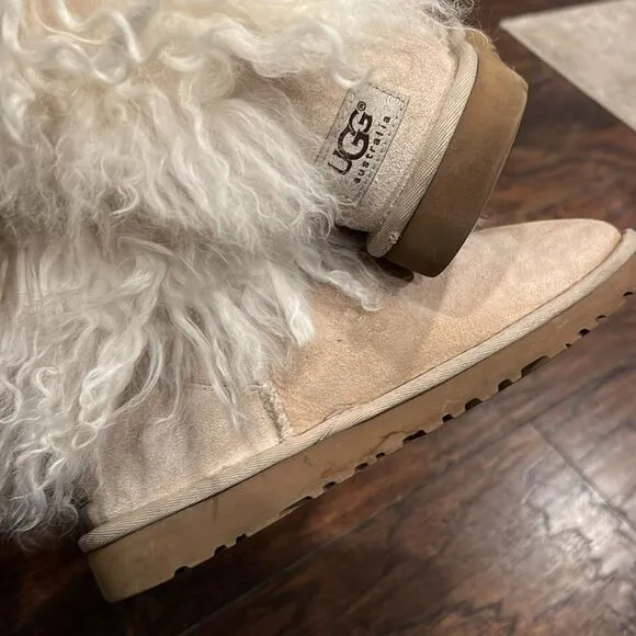 UGG Lida Mongolian Fur Cuff Natural Suede Classic Short Boots Size 6 EUC