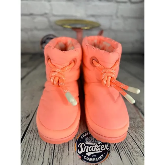 UGG Maxi Short Boots Girls Size 1Y Unisex Kids Pink Classic Winter Insulated