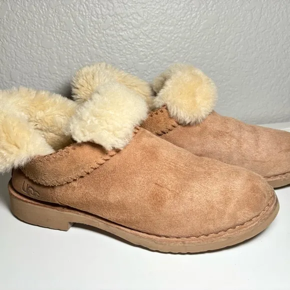 UGG Mckay Chestnut Suede Sheepskin Ankle Boots Booties Size US 8.5 Women