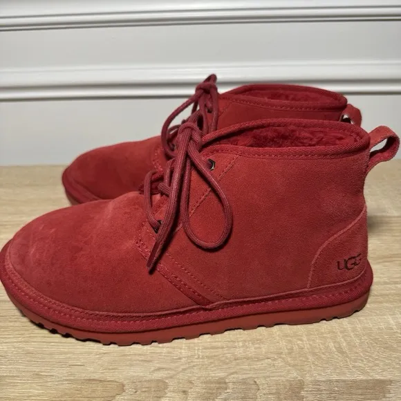 UGG Neumel Mens S 9 Red Suede Sheepskin Ankle Winter Boots 3236