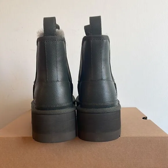 UGG Neumel Platform Chelsea Boots Forest Night USA Women Size 9/UK 7/EU 40