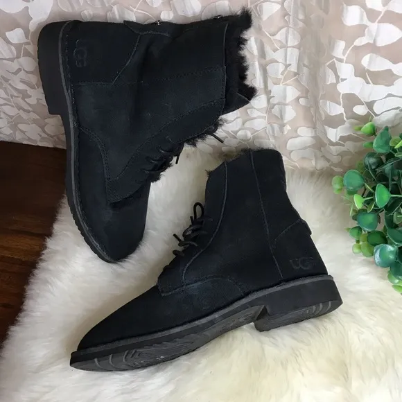 UGG Quincy🔴Winter Boots Sz 5.5