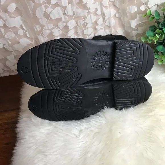 UGG Quincy🔴Winter Boots Sz 5.5