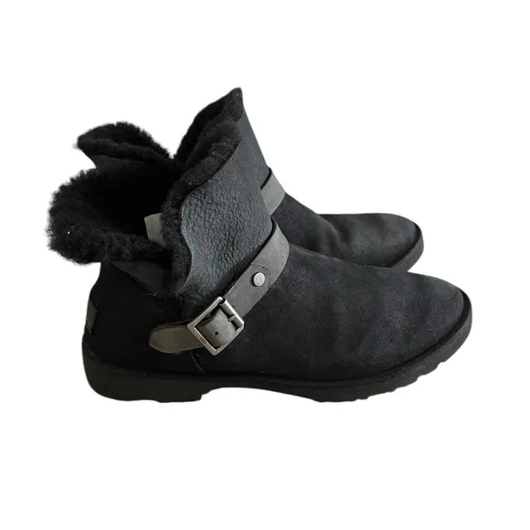 UGG Romely Boots Women Boots Size 7
