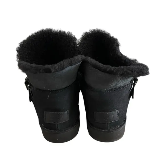 UGG Romely Boots Women Boots Size 7